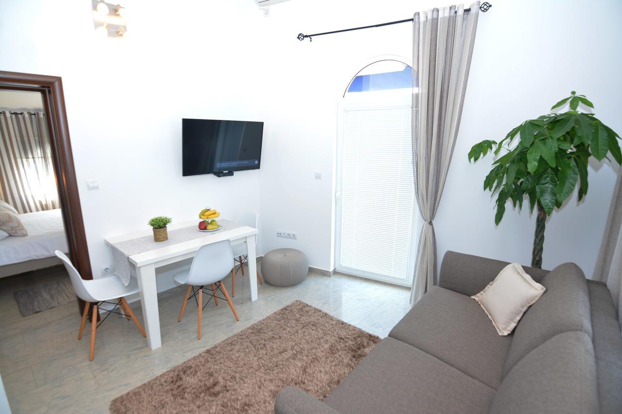 Tropicoco Apartments 蒂瓦特 外观 照片