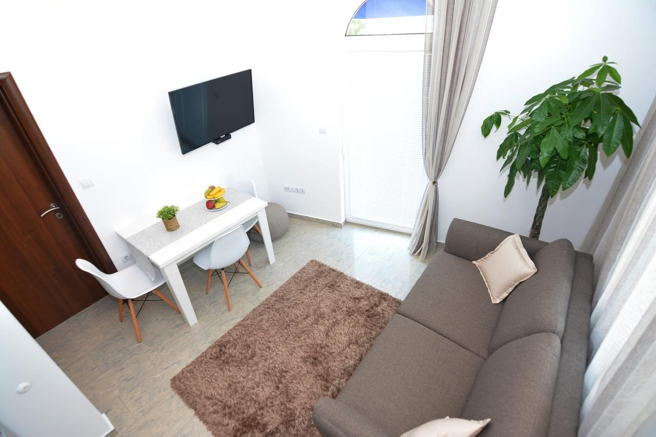Tropicoco Apartments 蒂瓦特 外观 照片